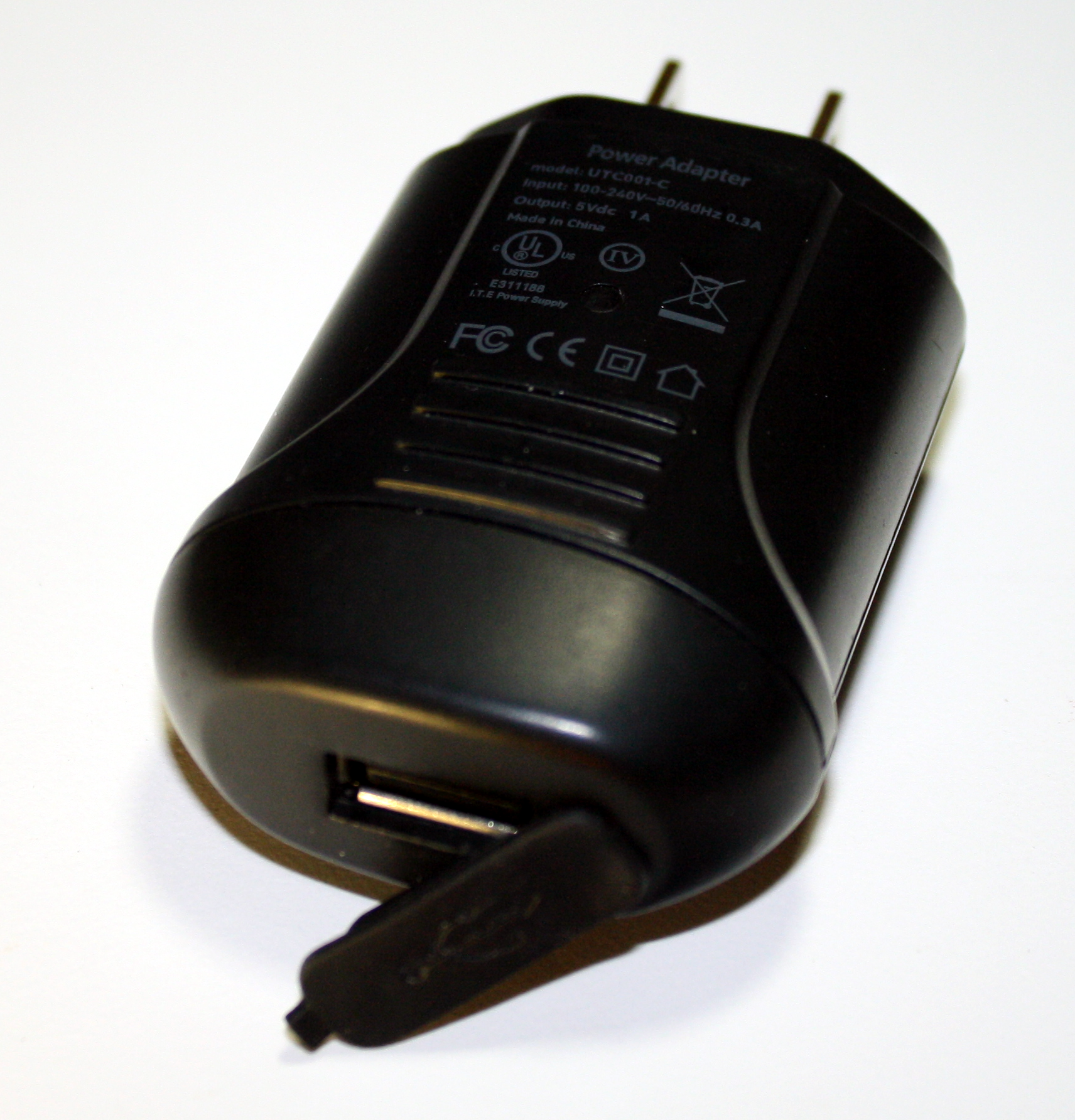 EU Plug 5V 0.7A Converter Adapter MICRO USB Power Supply Charger M 