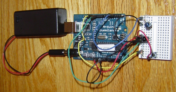 Hack a cheap remote light switch with an Arduino Leonardo