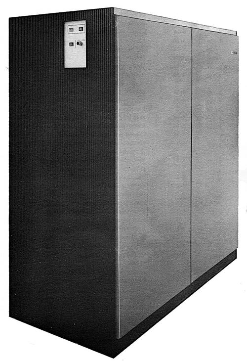 The IBM 2848 Display Control could drive up to 24 display terminals.
The cabinet was 5 feet wide and weighed 1000 pounds.