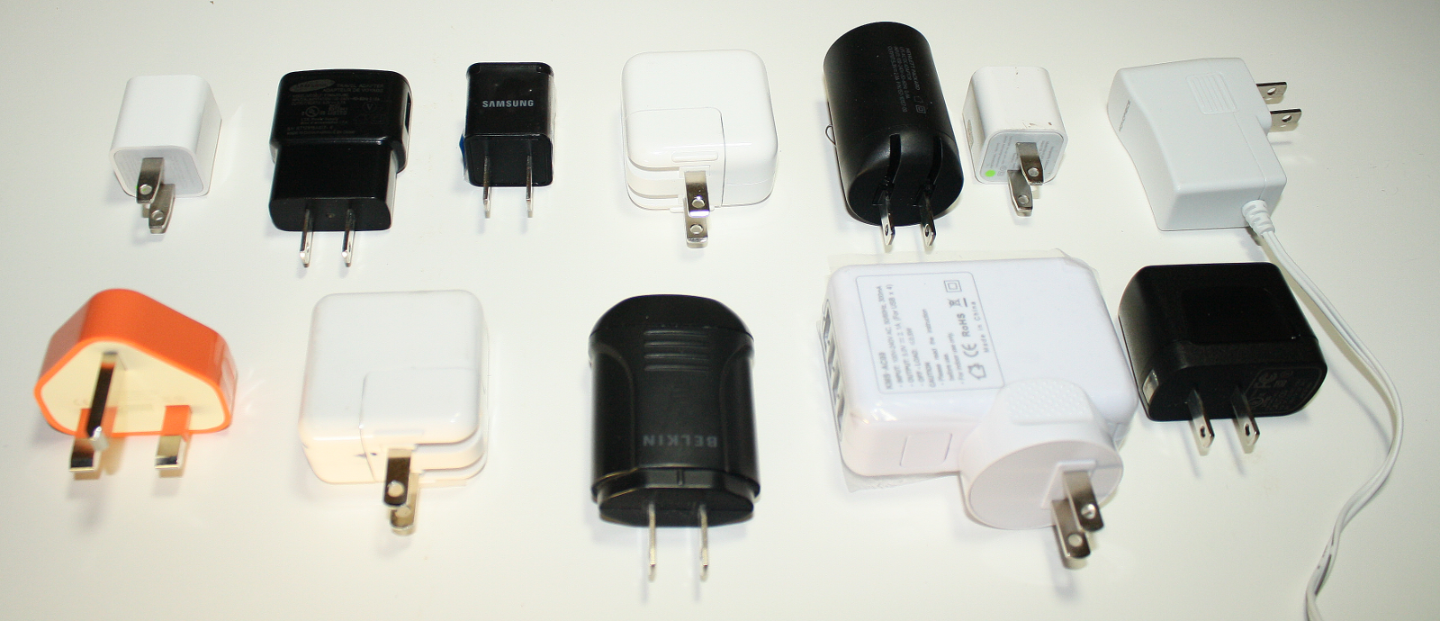 A dozen USB chargers in the lab: Apple is very good, but not quite the best