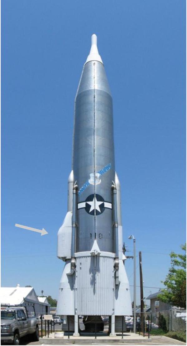 Atlas missile. Arrow indicates the pod containing the Arma guidance computer and inertial navigation system. Original photo by Robert DuHamel, CC BY-SA 3.0.