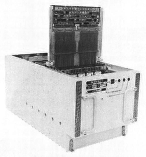 The SP-0A computer. From "IBM System/4 Pi and Advanced System/4 Pi Computers" brochure, August 1973.